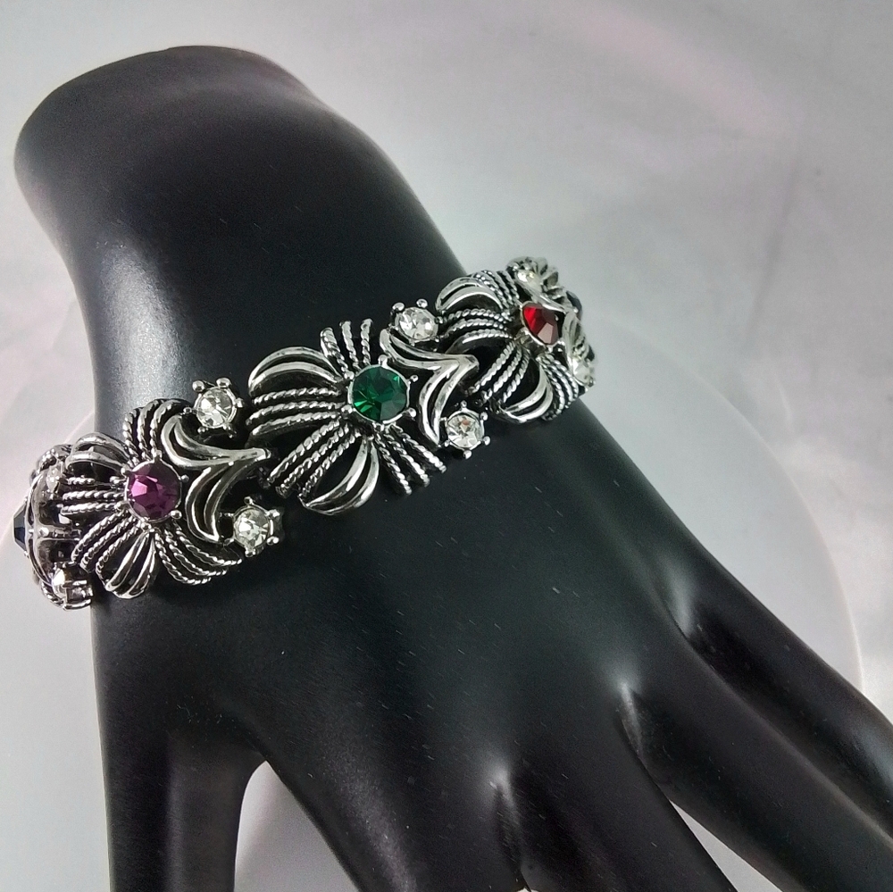 Vintage Unsigned Coro Multi Colored Rhinestones Link Bracelet